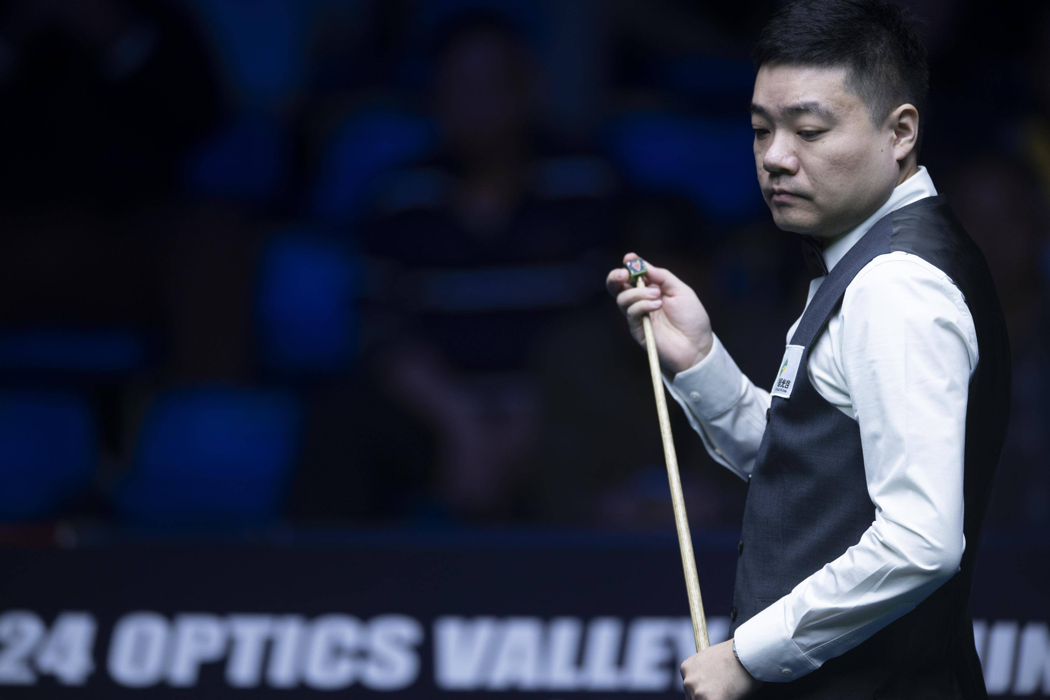 全世界的瞩 全世界的瞩