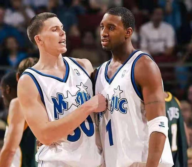 的支柱作用 的支柱作用